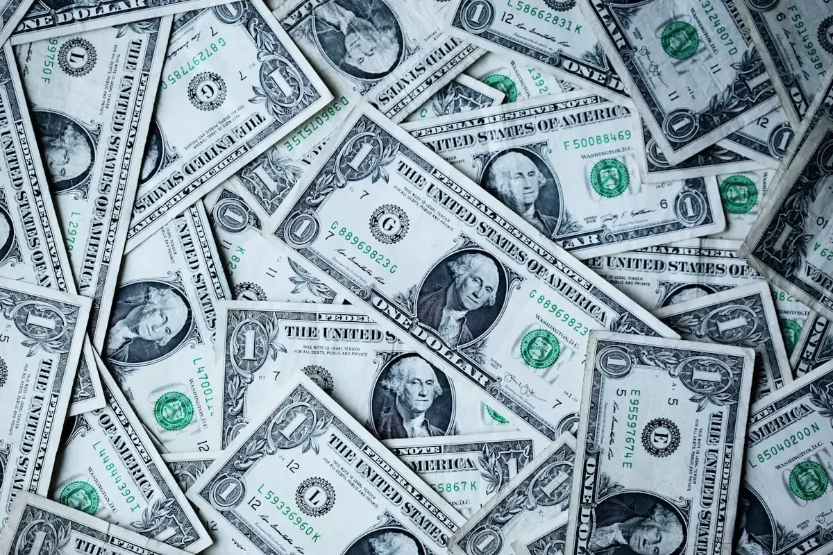 Scholarship myths that cost ya cash